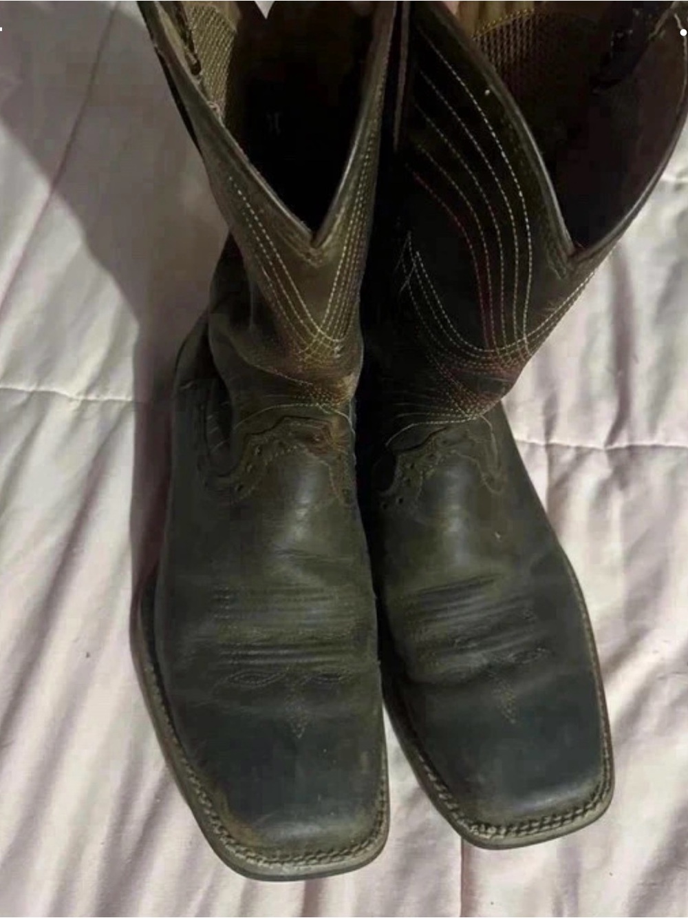 Ariat Brown Square-Toe Western Boots with Contrast Stitching